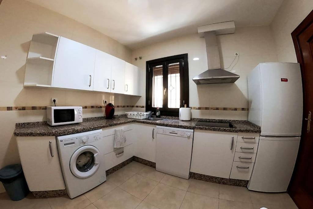 Jdc1K - Beautiful Apartment In City Centre セビリア エクステリア 写真