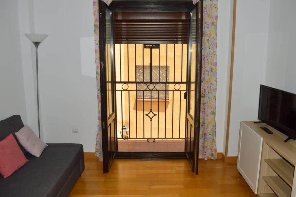 Jdc1K - Beautiful Apartment In City Centre セビリア エクステリア 写真